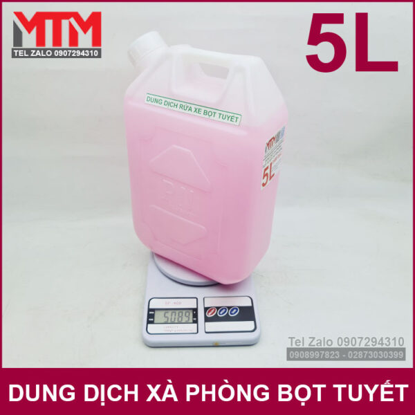 ban dung dich rua xe bot tuyet