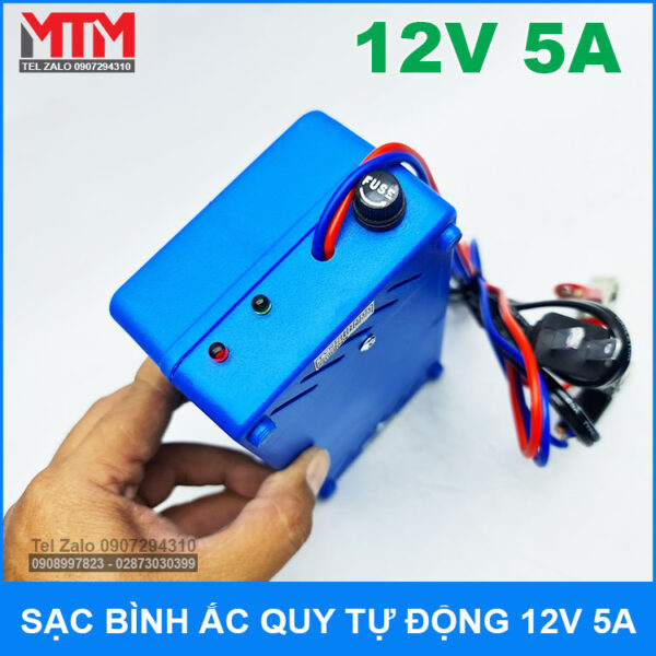 den bao sac binh ac quy 12v