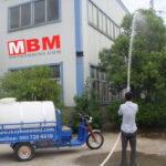 may bom tuoi cay 12v