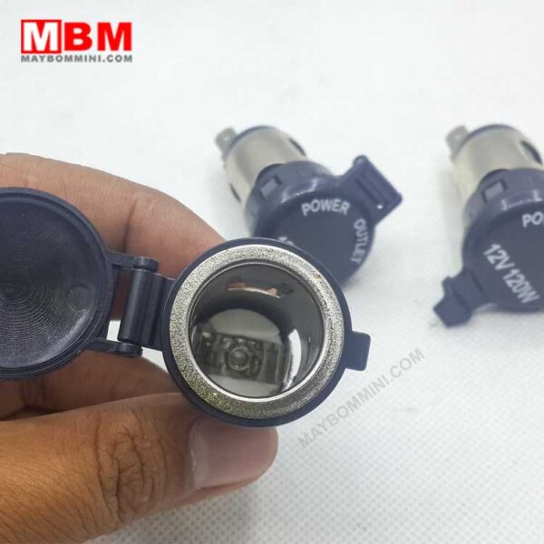 o cam tau thuoc la xe may oto 1