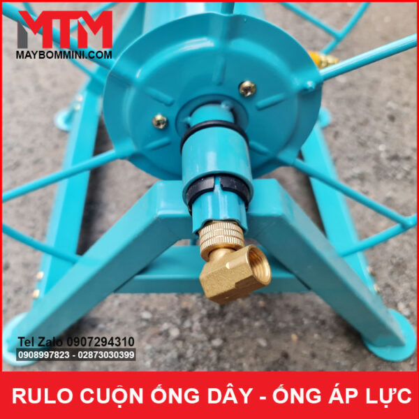 rulo quay tay cuon ong day ap luc rua xe tuoi cay