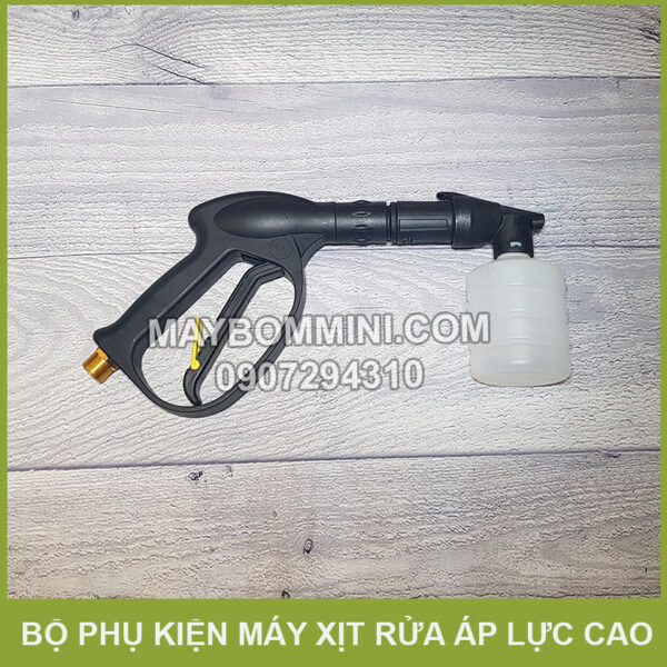 sung rua xe binh bot tuyet