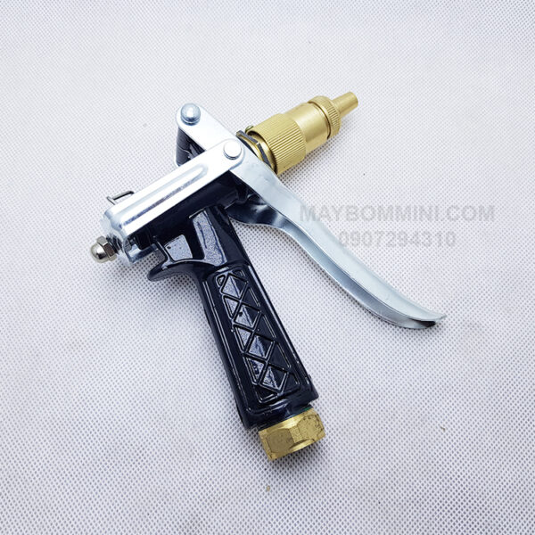 sung-xit-rua-xe-1.jpg sung xit rua xe 1